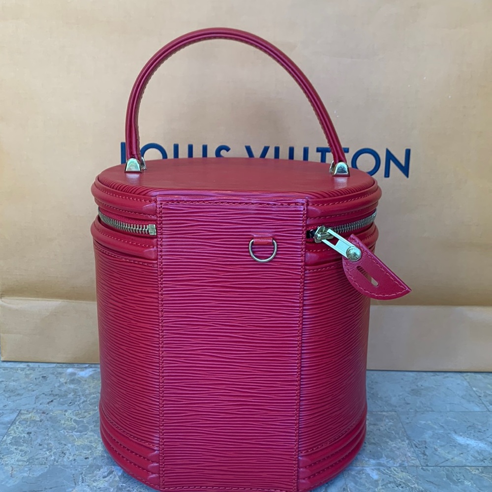 ❤️❤️sold❤️❤️Louis Vuitton Epi Cannes vanity bag - Picture 3 of 11